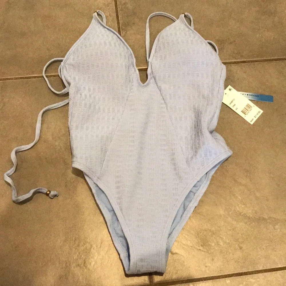 Lucky Brand Plunge Front One Piece Swimsuit